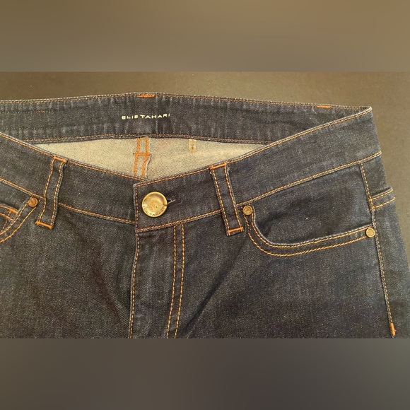 Elie Tahari Woman’s Caitlin Mid Rise Slim Fit Ankle Jean Bottom Zipper Size 6 - Picture 5 of 10